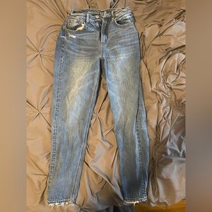 American eagle mom jeans